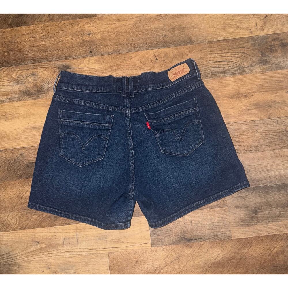 Levi’s women’s blue jeans shorts - Picture 4 of 16